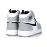 کفش مخصوص دویدن مدل Air Jordan 1 Mid Light Smoke